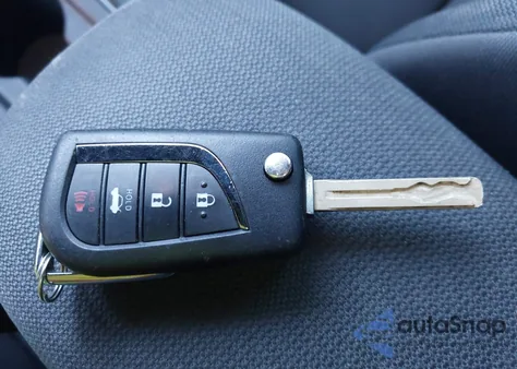 2021 Toyota Corolla Le from USA, damaged, VIN 5YFEPMAE6MP210357